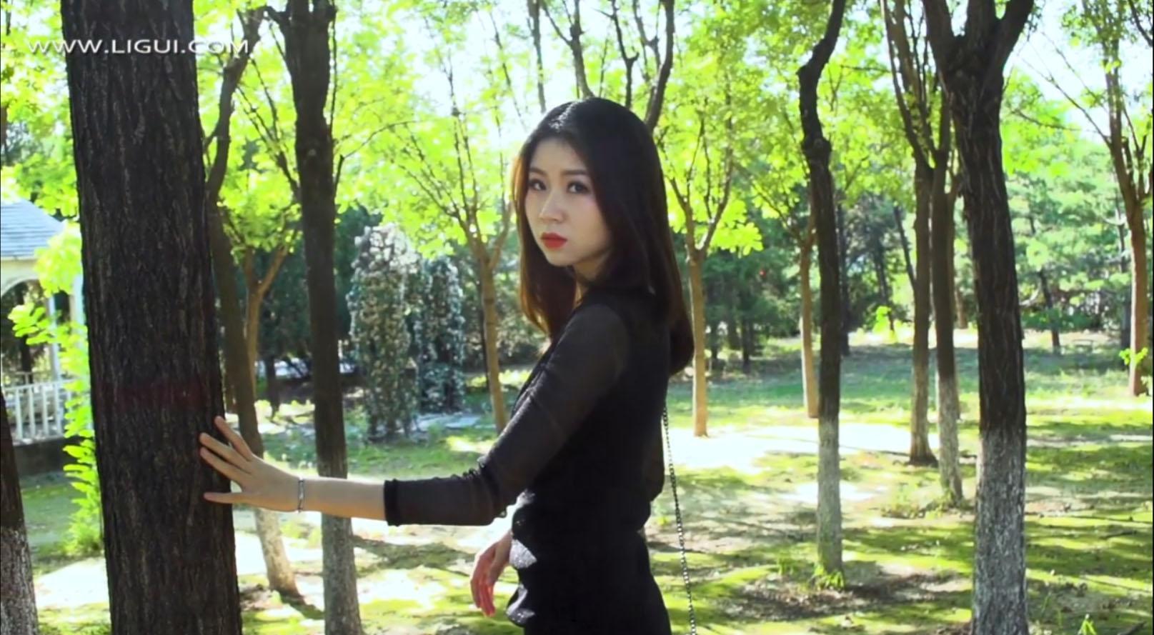 [Ligui丽柜]HD视频 2019.11.05 野外遇矫丝 虫虫[1V／299MB]