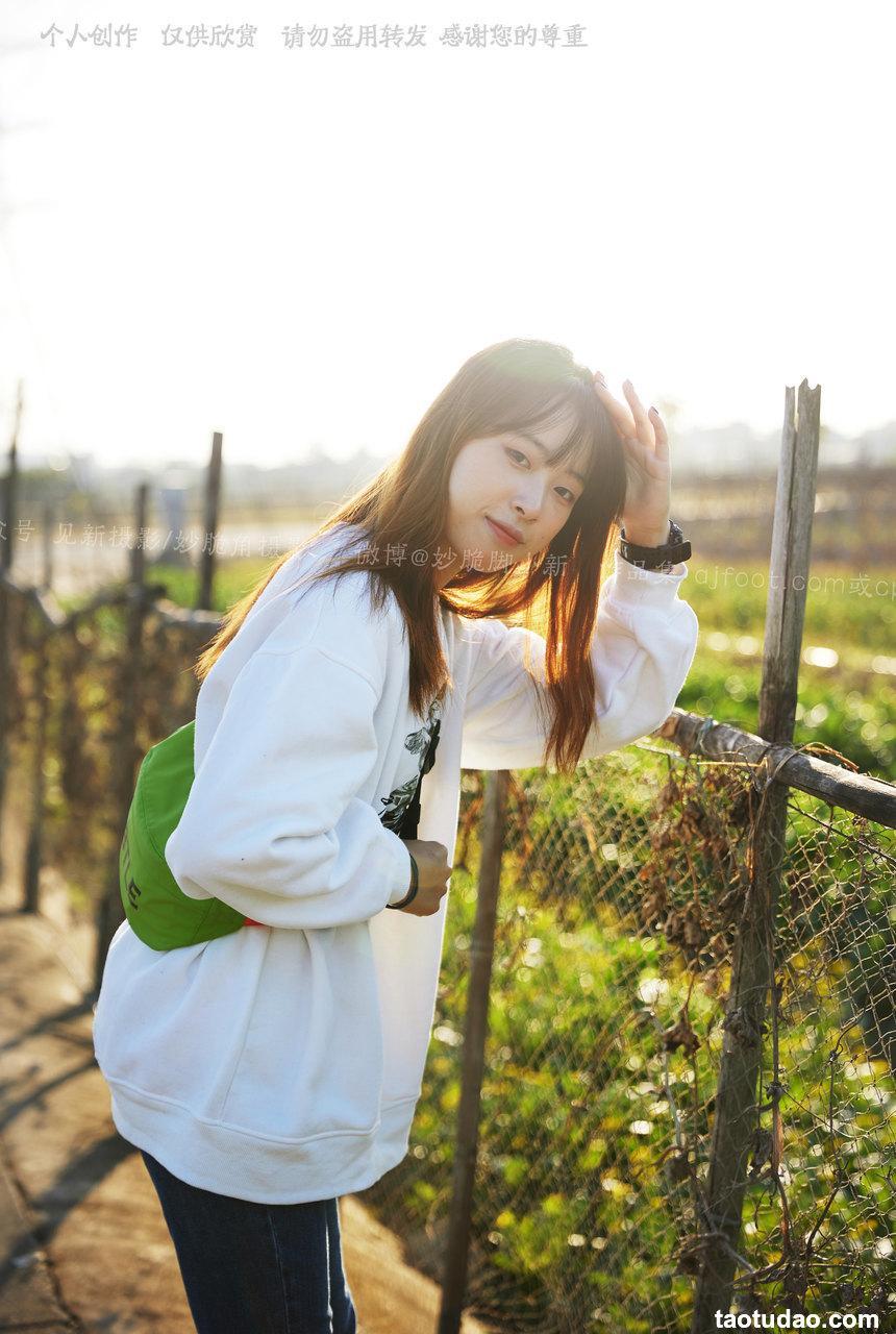 [见新摄影] NO.027-追赶落日余晖的逆光少女 [133P+1V-949M]