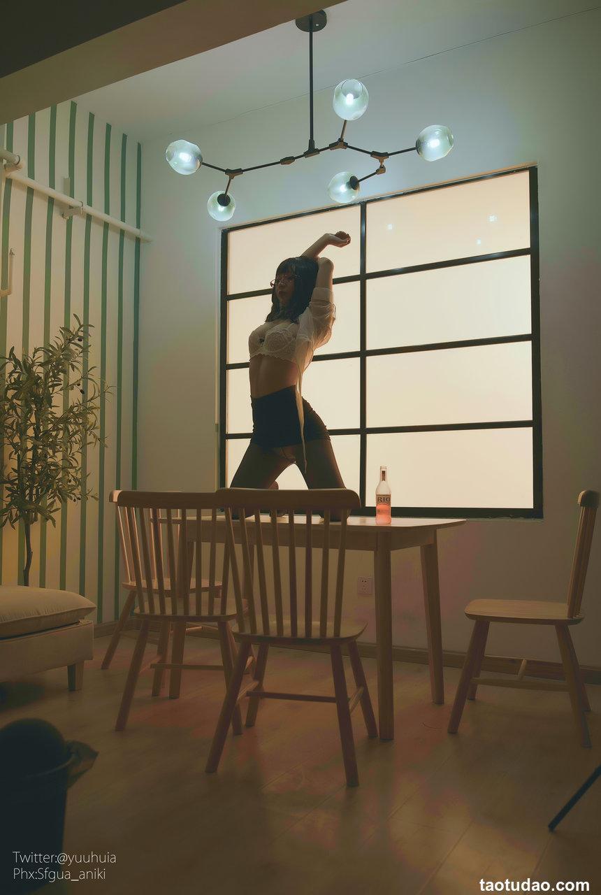 yuuhui玉汇 NO.001 - 宿醉 [88P1.39G]