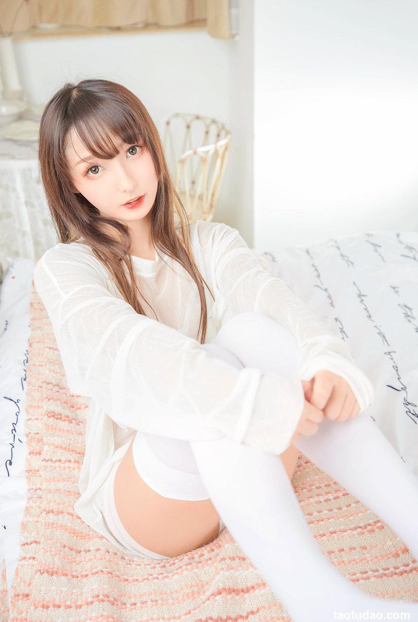 神楽板真冬 — おかえり - 猫脚女仆[150P+2V／548MB]