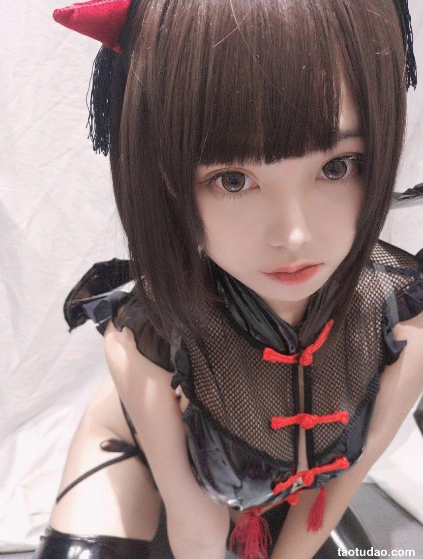 蜜汁猫裘 NO.033 小恶魔自拍 [28P-59.3MB]