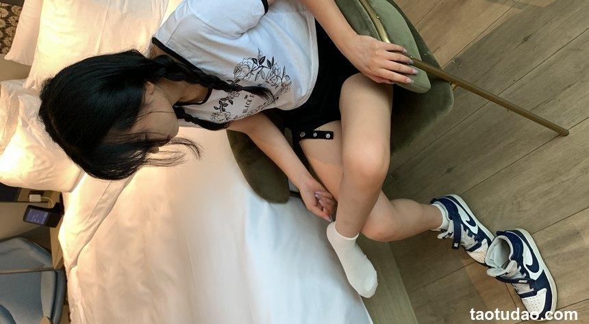 誉铭摄影《2022.9月份整合福利》[128P+5V-702MB]