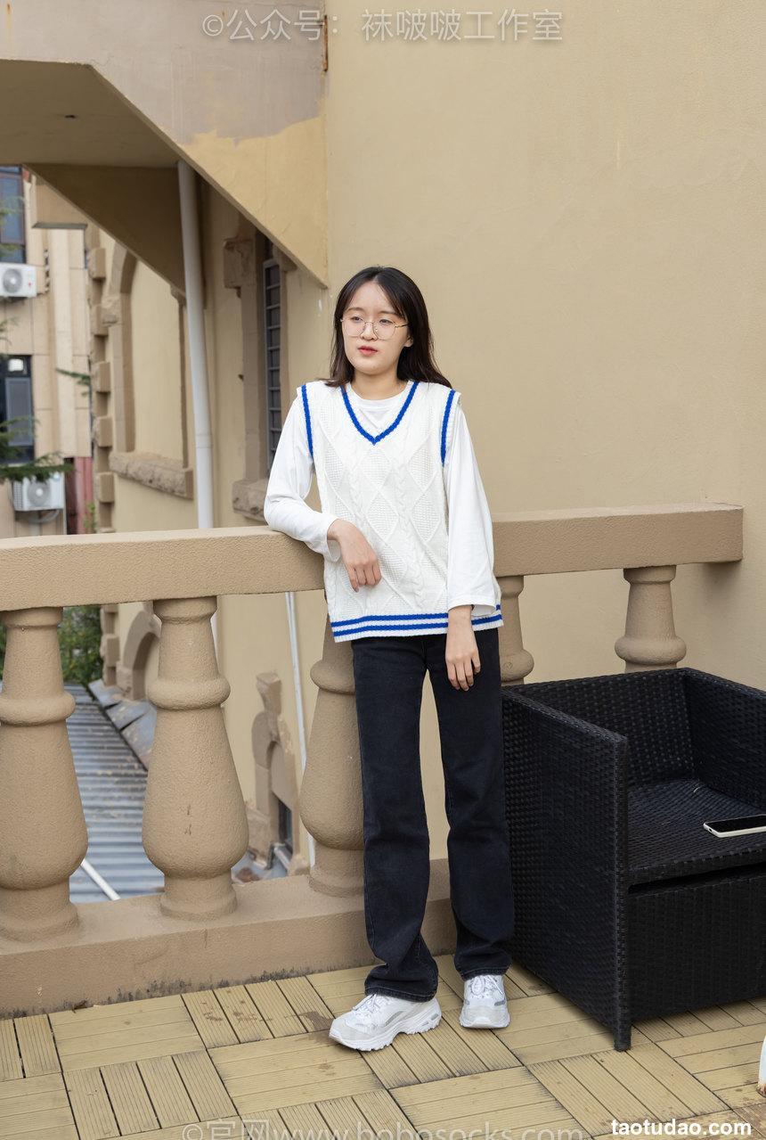 [BoBoSocks袜啵啵]积分限定作品 NO.007 熊熊-运动鞋、白棉袜、裸足[134P／2.44GB]