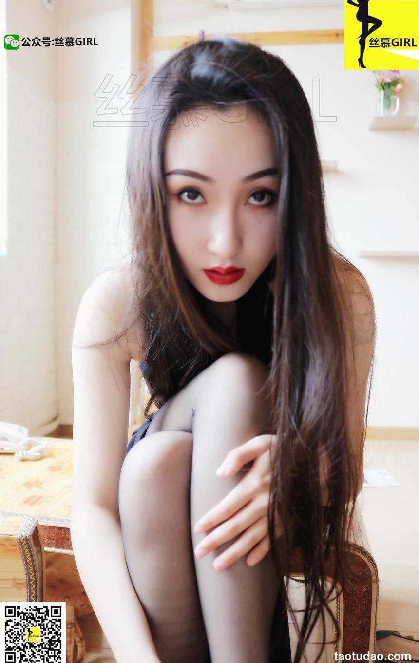 [丝慕写真] 第012期 模特：伊主管 丝密系列《女老大》[83P60.7M]