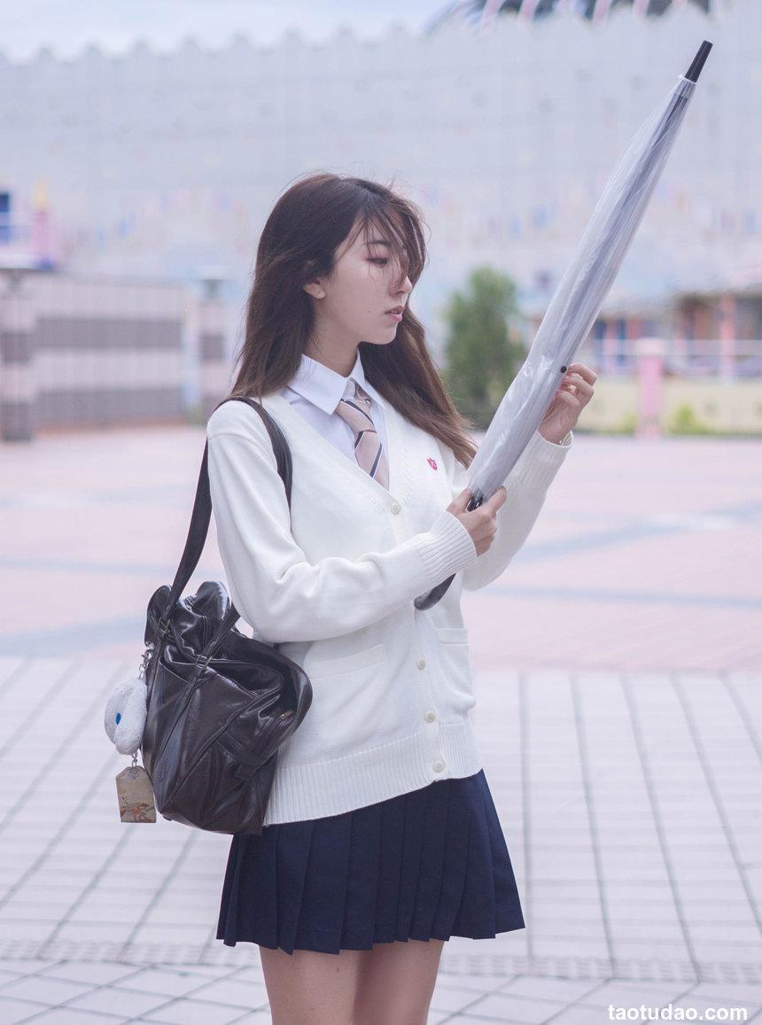 黑川 NO.042 三丽鸥 [17P-92MB]