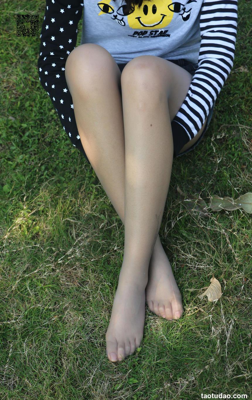 [MussGirl慕丝女郎] 学妹系列14 把小学妹拉出来拍一组 (2)[56P／103MB]