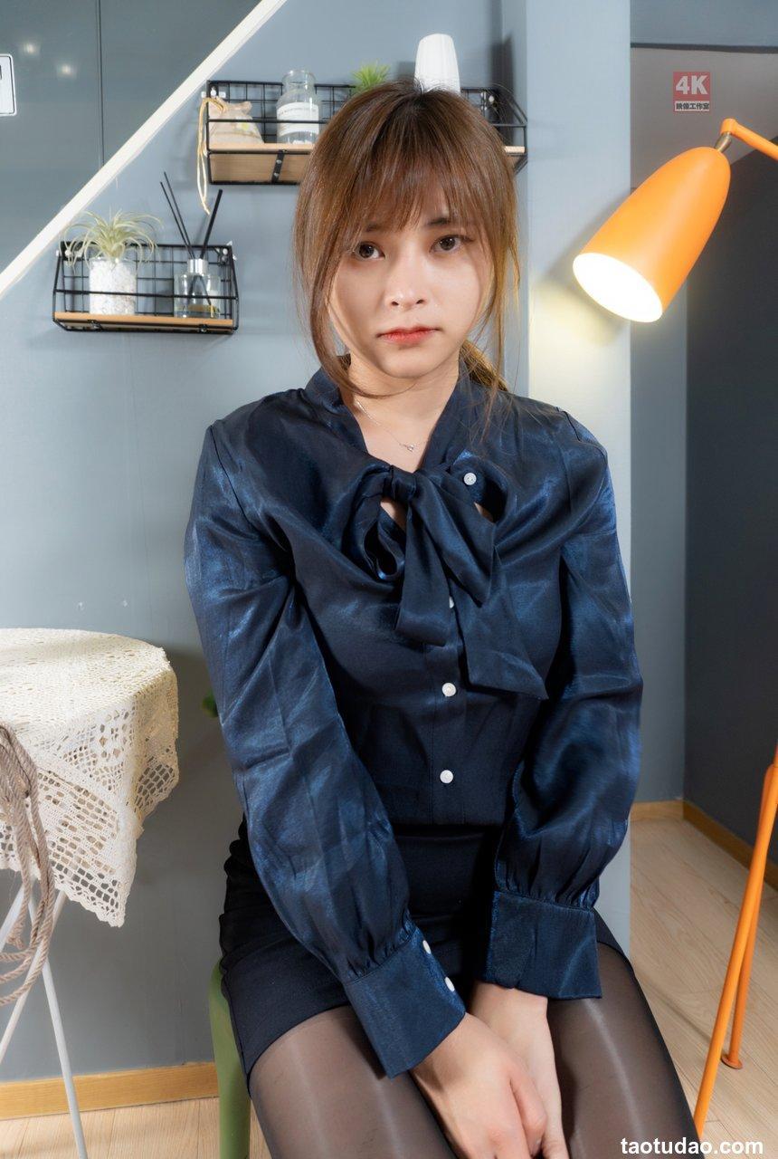 [Ligui丽柜] 2021.06.22 《黑秘书 ro 白秘书》奈沐子 [63+1P／156M]