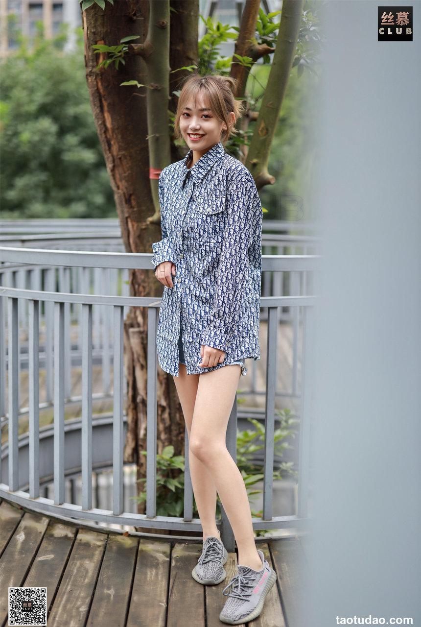 丝慕写真 小颖《小颖的户外之旅》