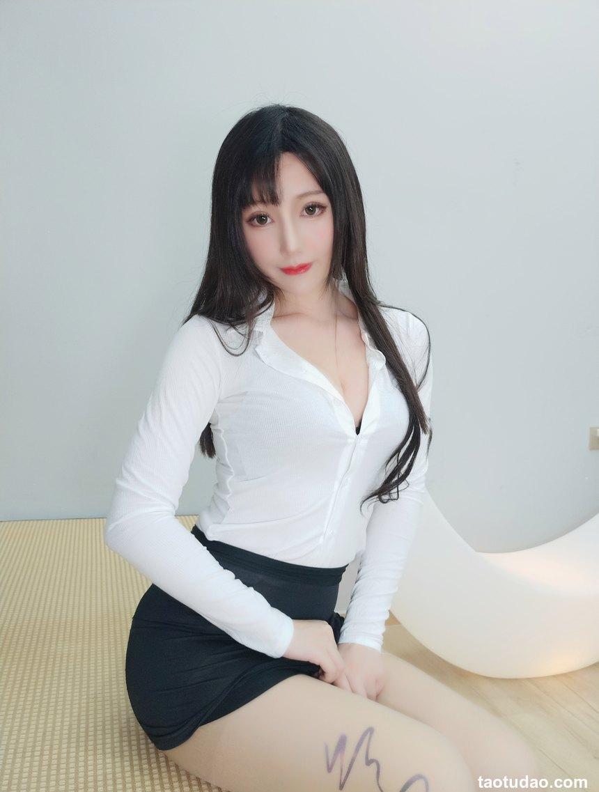 木之本果 - NO.06 真爱粉专属12月-01月合集 [51P-140MB]