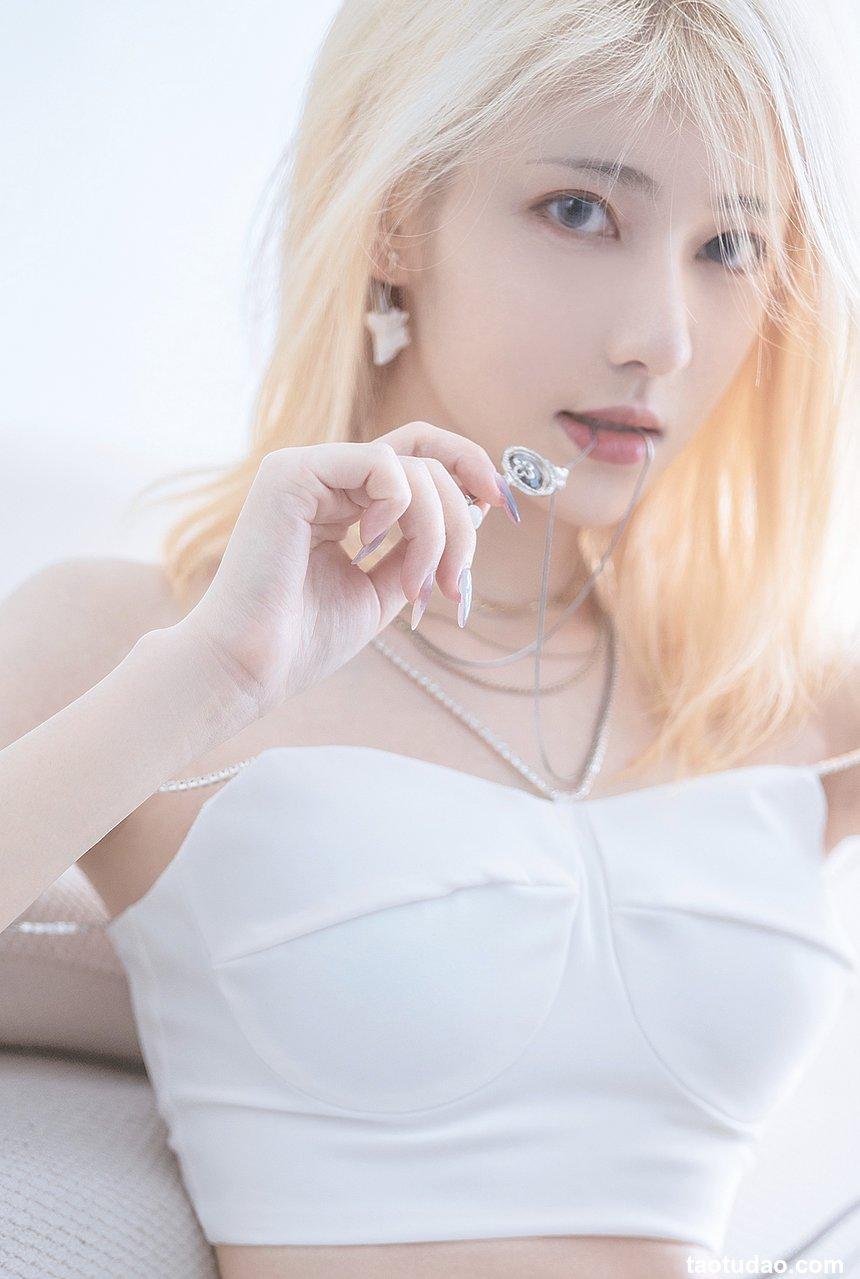 南桃Momoko NO.74 白色制服 [9P-25MB]