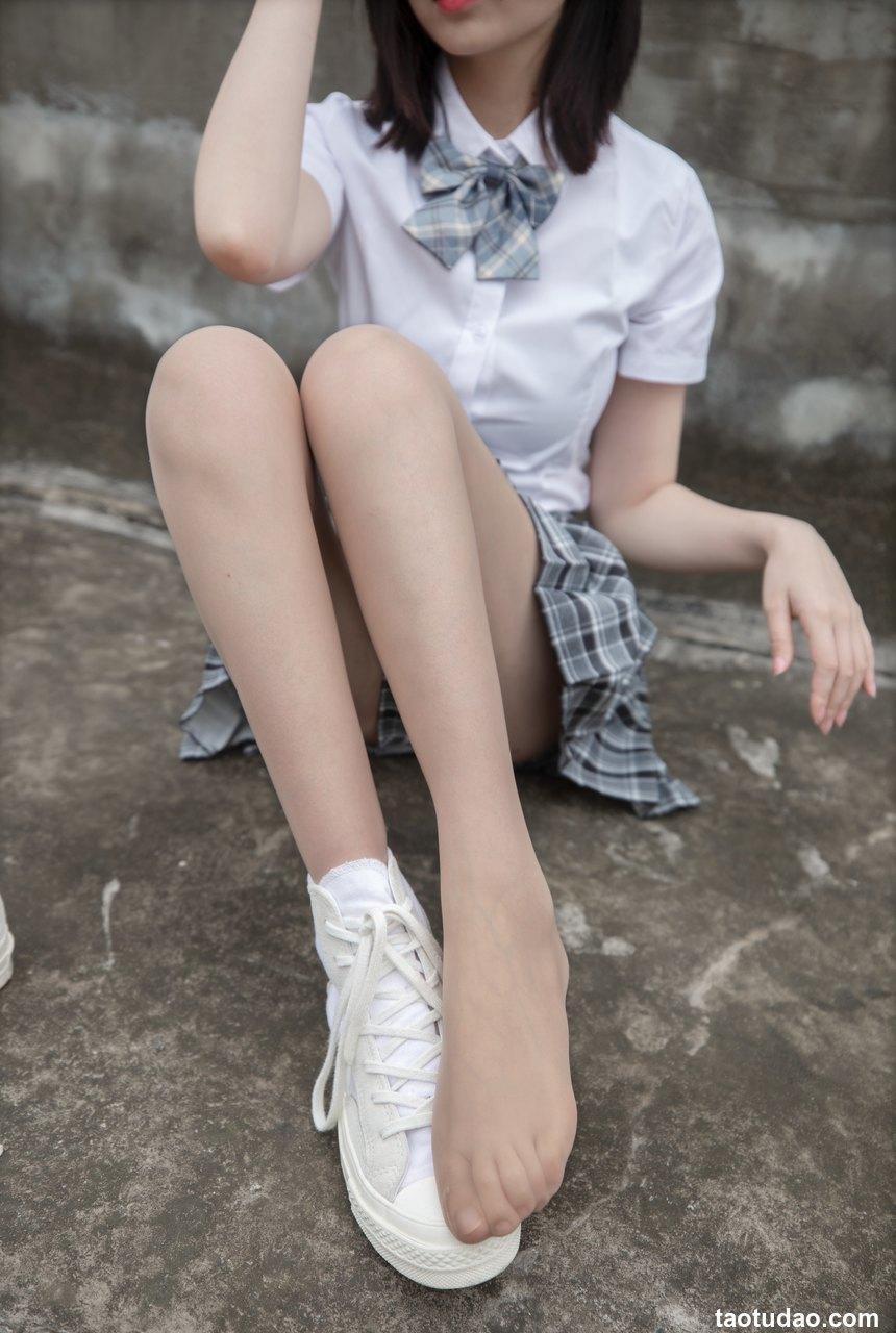 [电喵女神] 子然 众筹2 [78P1V1.3G]