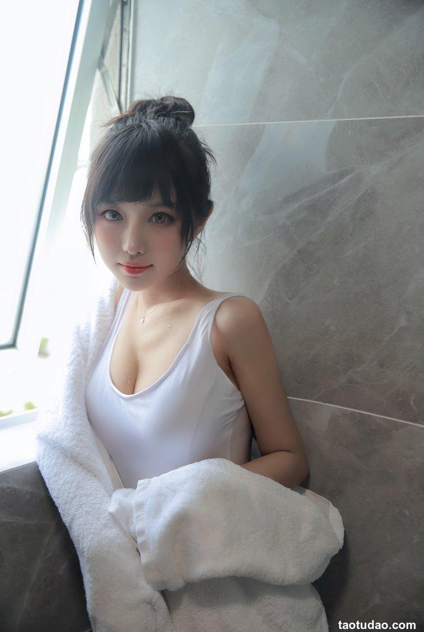 Shika小鹿鹿 - NO.81 半透浴室 [22P-50MB]