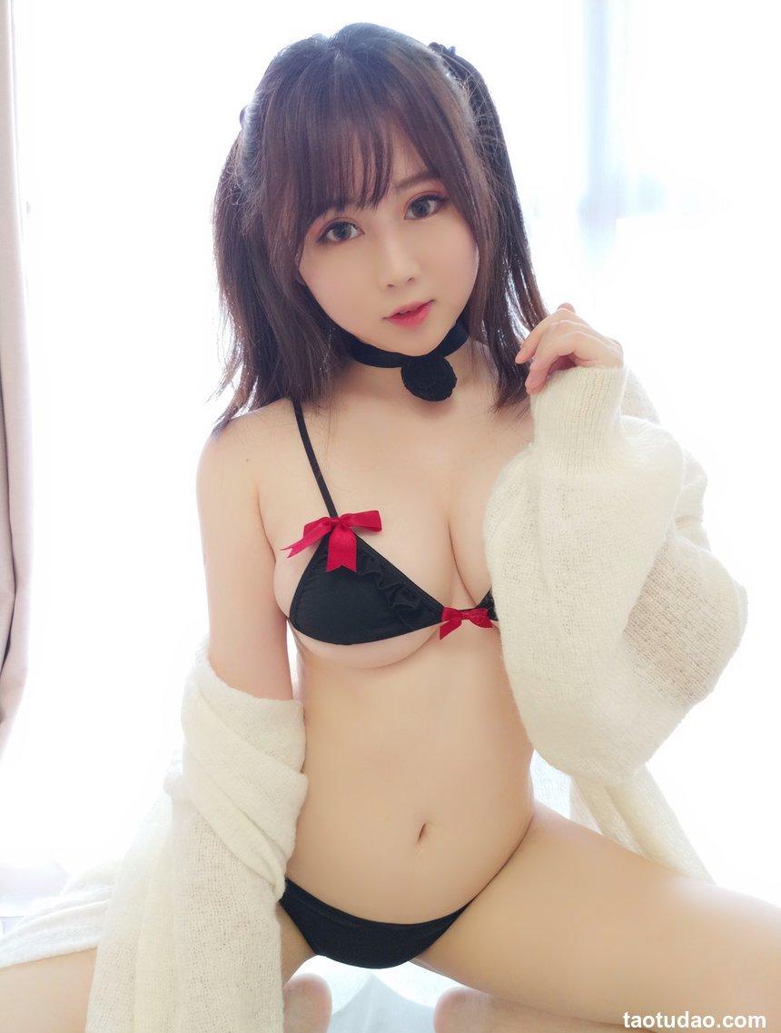 是依酱呀 - NO.04 黑色情趣内衣 [28P-47MB]