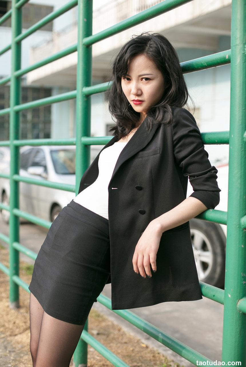 奈丝写真 NO.061 西装&短裙&黑丝–小啊刀 [48P+519M]