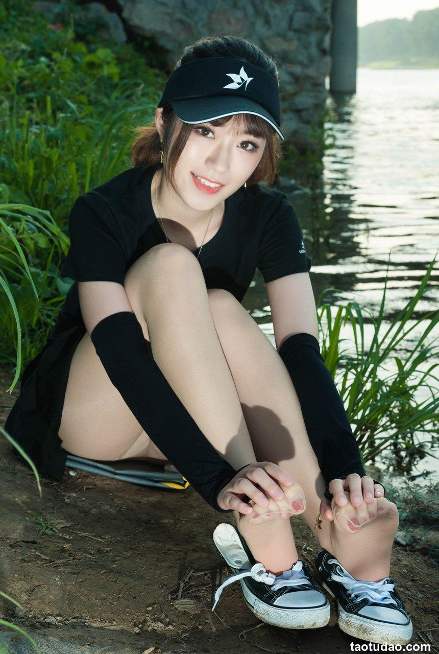 [Ligui丽柜]2019.06.26 网络丽人 Model 安娜Anna [60+1P62M]