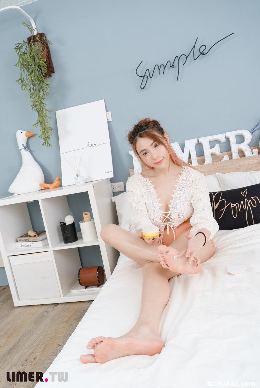 Limerence原创 NO.031 超美Aya台日混血魔鬼身材 夏日清凉裸足夹脚拖[144P+1V／3.11GB]