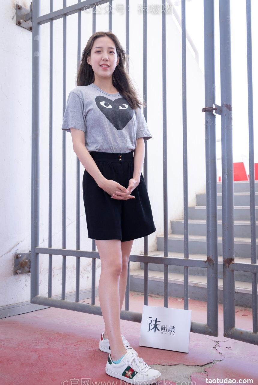 [BoBoSocks袜啵啵]积分限定作品 NO.006 泡芙-板鞋、天蓝色短棉袜、裸足[138P／1.16GB]