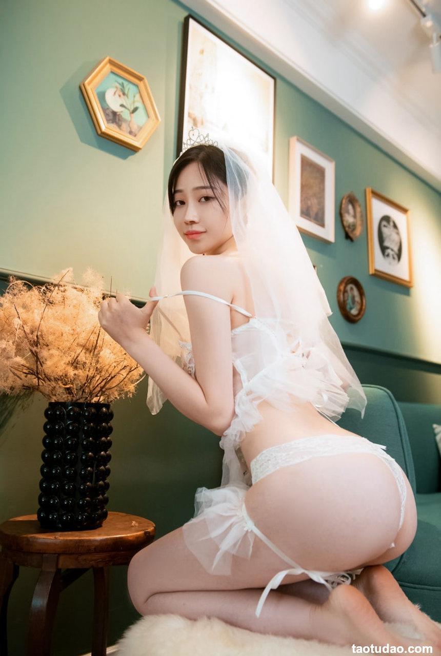 年年Nnian NO.009 — 婚纱 [15P-93M]