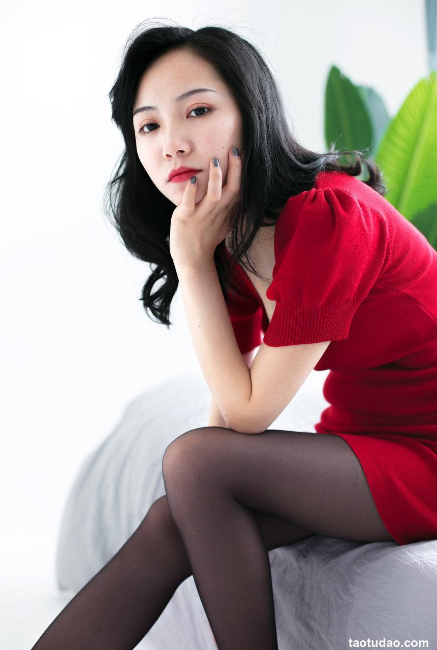 奈丝写真 NO.080  红裙黑丝–小啊刀 [56P+694M]