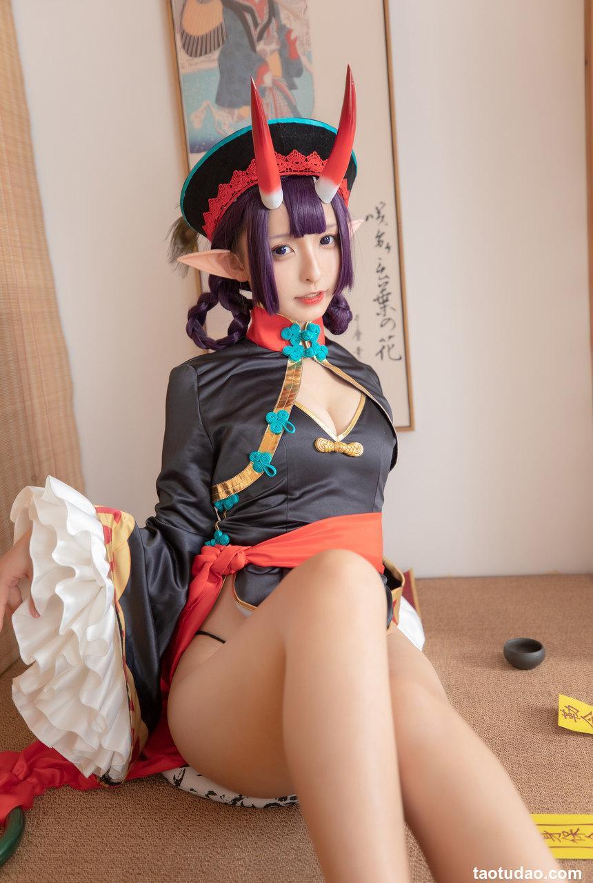 神楽板真冬 — 果実の酒気-酒吞cos[150P+3V／757MB]