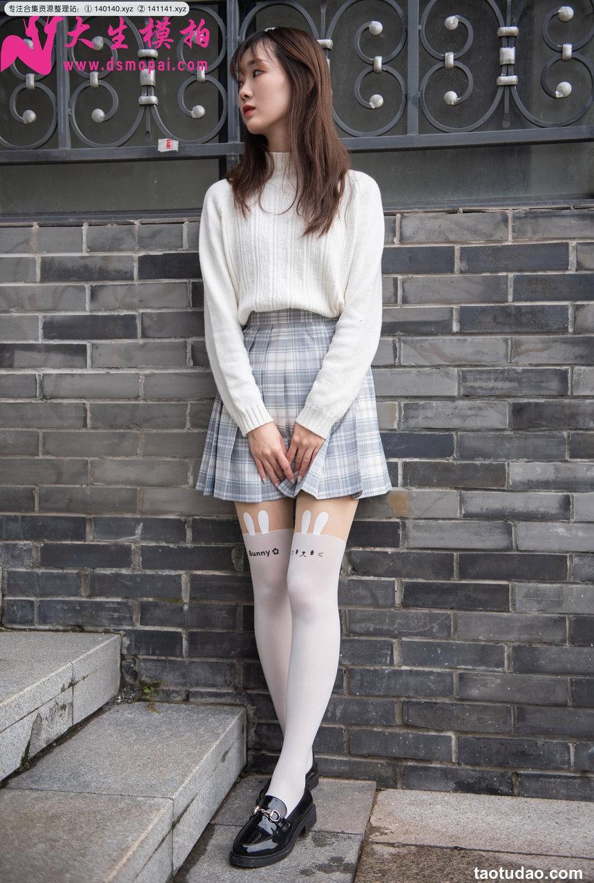 大生模拍 No.160 轩轩 JK拼接丝 [42P160MB]