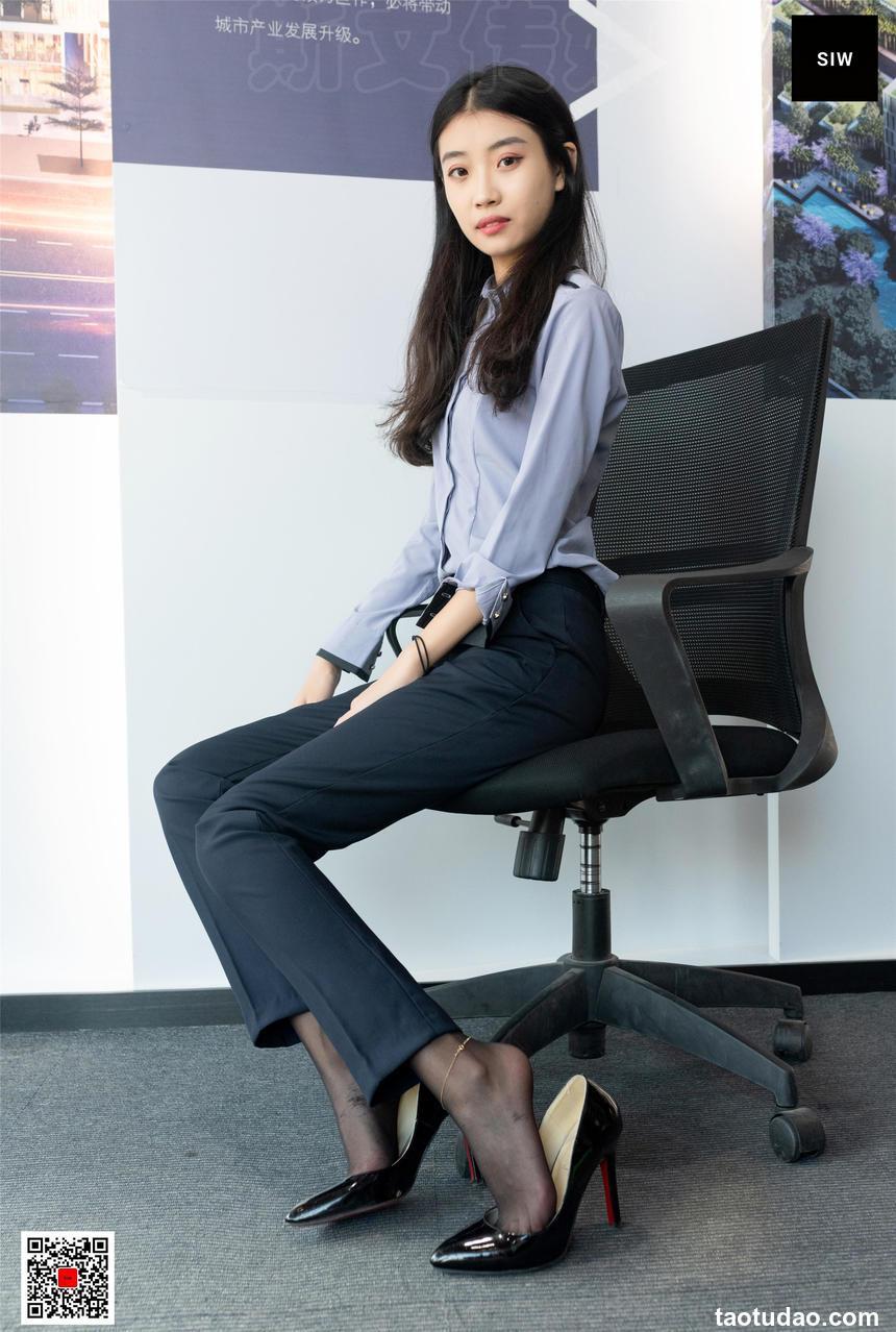 SIW斯文传媒 086 嘉慧 长袖立领茄紫色蝴蝶结淑女套裙 [69P-52M]