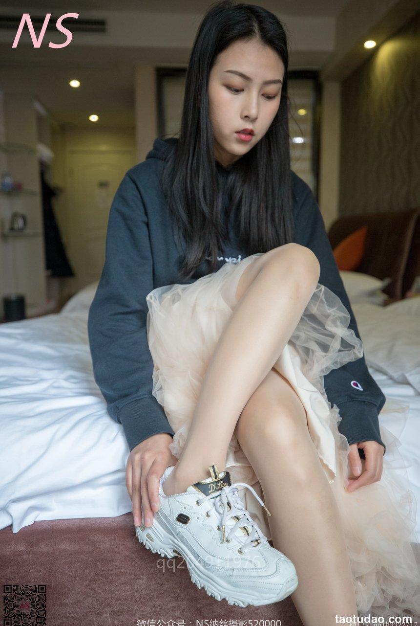 纳丝摄影 悠悠的丝袜美腿玉足美美哒 [80P-841MB]