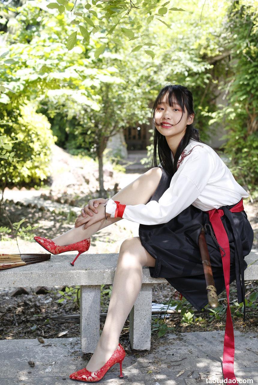 奈丝写真 NO.085 汉服#侠骨柔情 – 蛋白粉 [35P+190M]