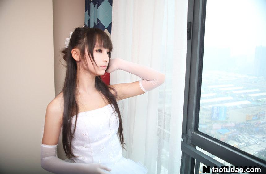 神楽板真冬 — 婚纱系列套图[71P／798MB]