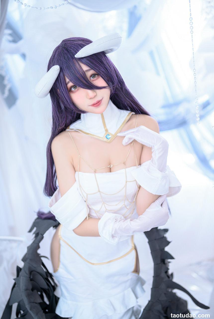 周叽是可爱兔兔 NO.026 - 雅儿贝德[16P／226MB]