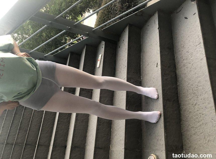 [最爱帆布鞋] 丝袜美腿写真 ON.51 图套+视频