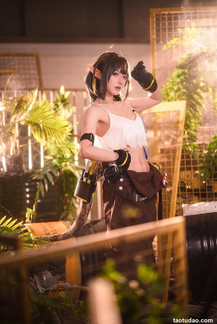 阿包也是兔娘 - NO.51 06月舰长《明日方舟 森蚺》[33P-506MB]