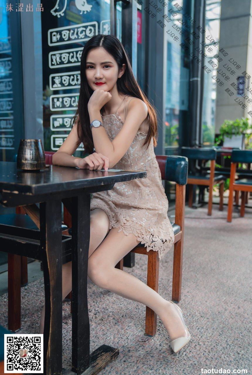 袜涩写真 VOL.011 安妮肤色丝袜 [43P／182MB]