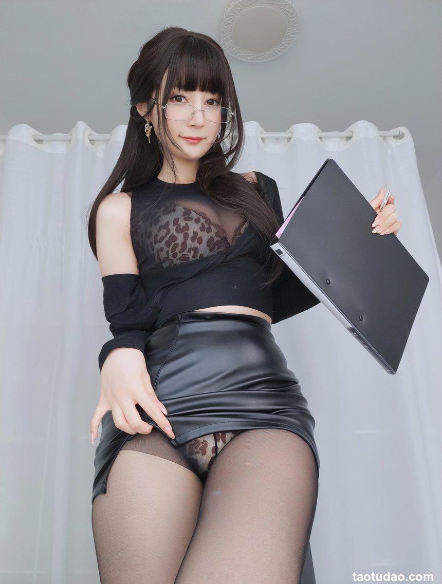 白银81 - NO.72 11月会员合集 (10期)合集  [214P+11V-1.18G ]