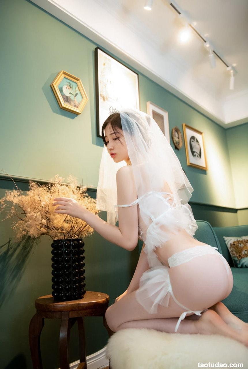 年年Nnian NO.009 — 婚纱 [15P-93M]