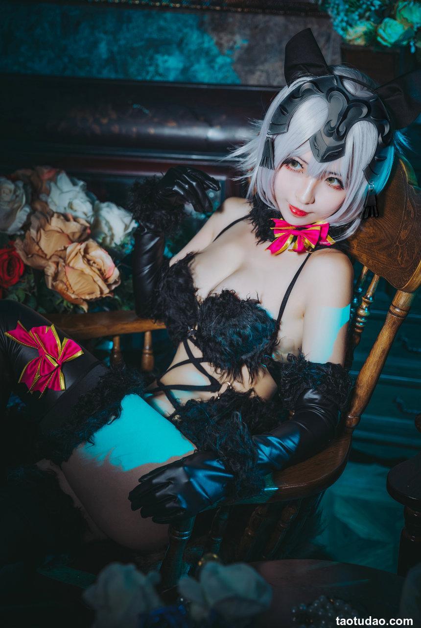 rioko凉凉子 - 黑贞[16P／234MB]