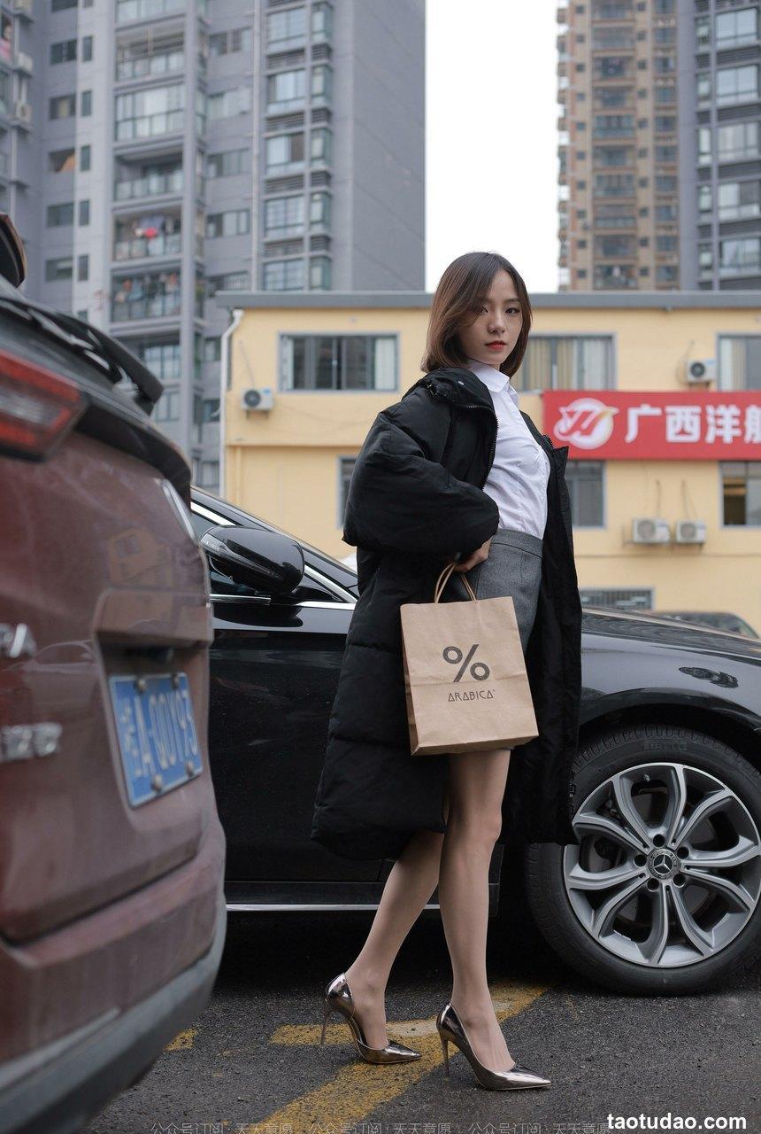 [IESS异思趣向]2022.03.15 丝享家1029：小六《停车场的故事》[90P／120MB]