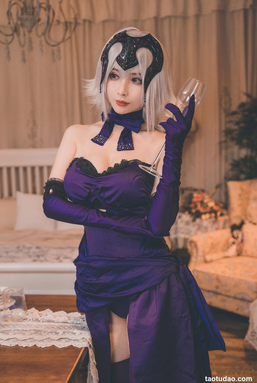 rioko凉凉子 - 醉贞[29P+7V／690MB]