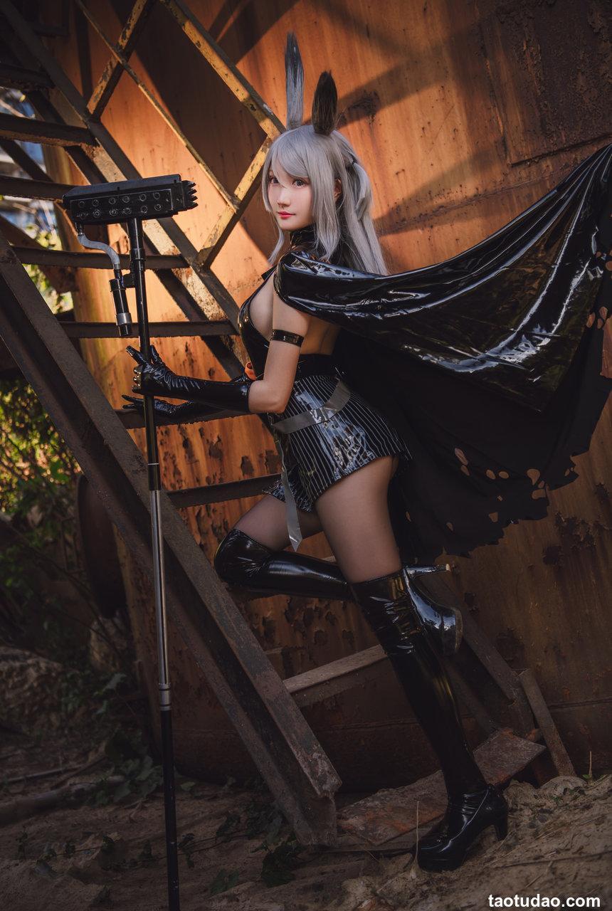 瓜希酱 NO.009 暴行 [15P-74MB]