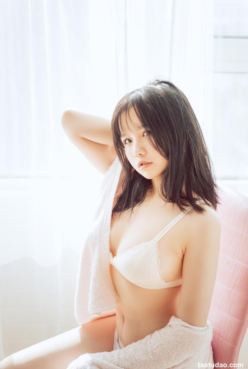 阿半今天很开心 NO.010 – 私房 [26P-166M]