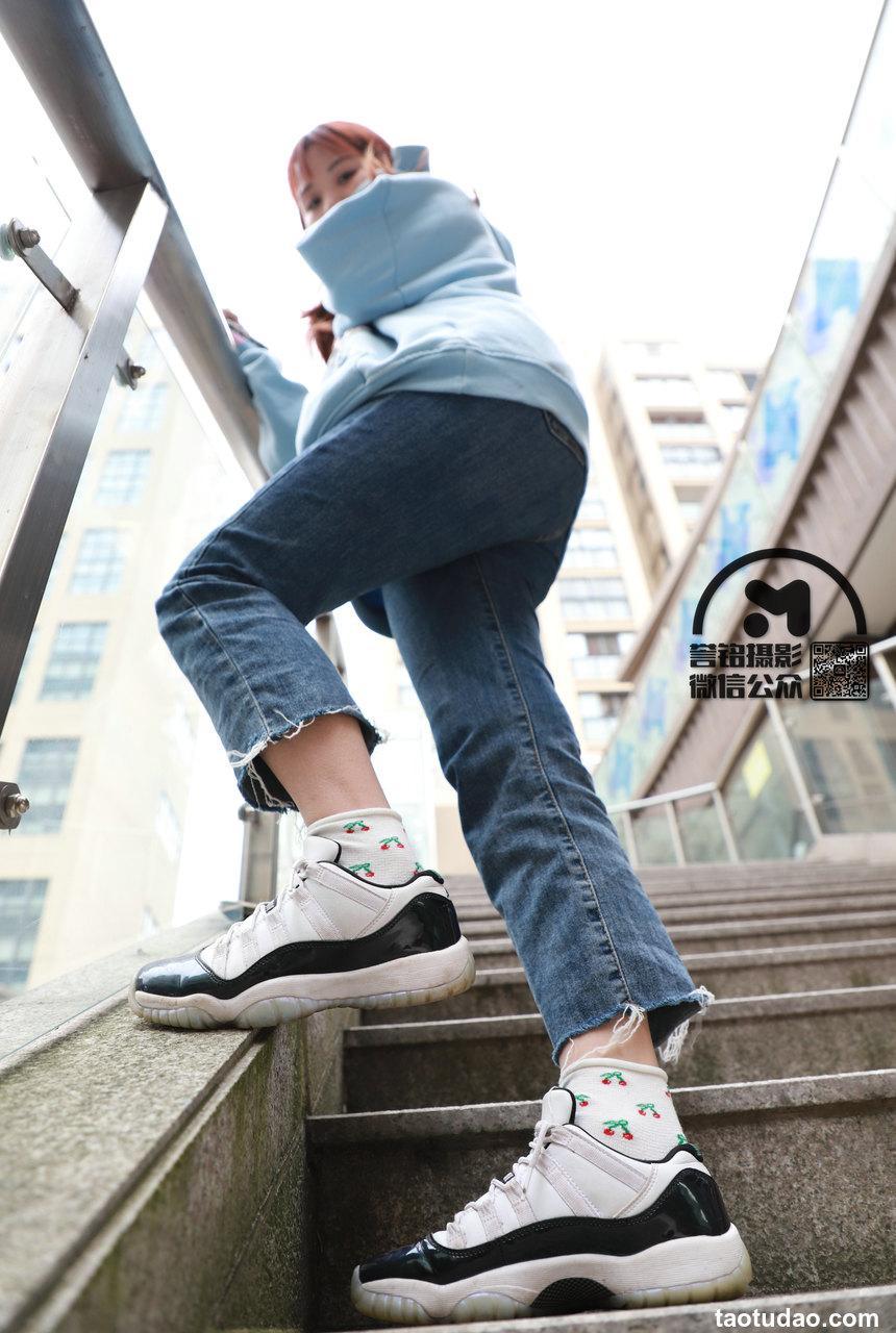 [誉铭传媒]袜足摄影 2021年 NO.012[84P+1V／931MB]