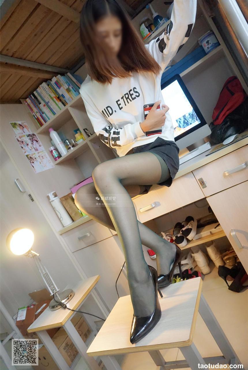 妖精视觉 NO.009 顾顾 一丝一尘[78P／42.4MB]