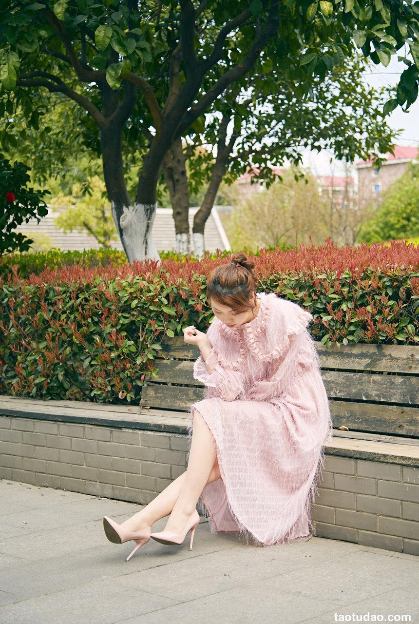 奈丝写真 NO.039 人比花娇-露露 [33P+408M]