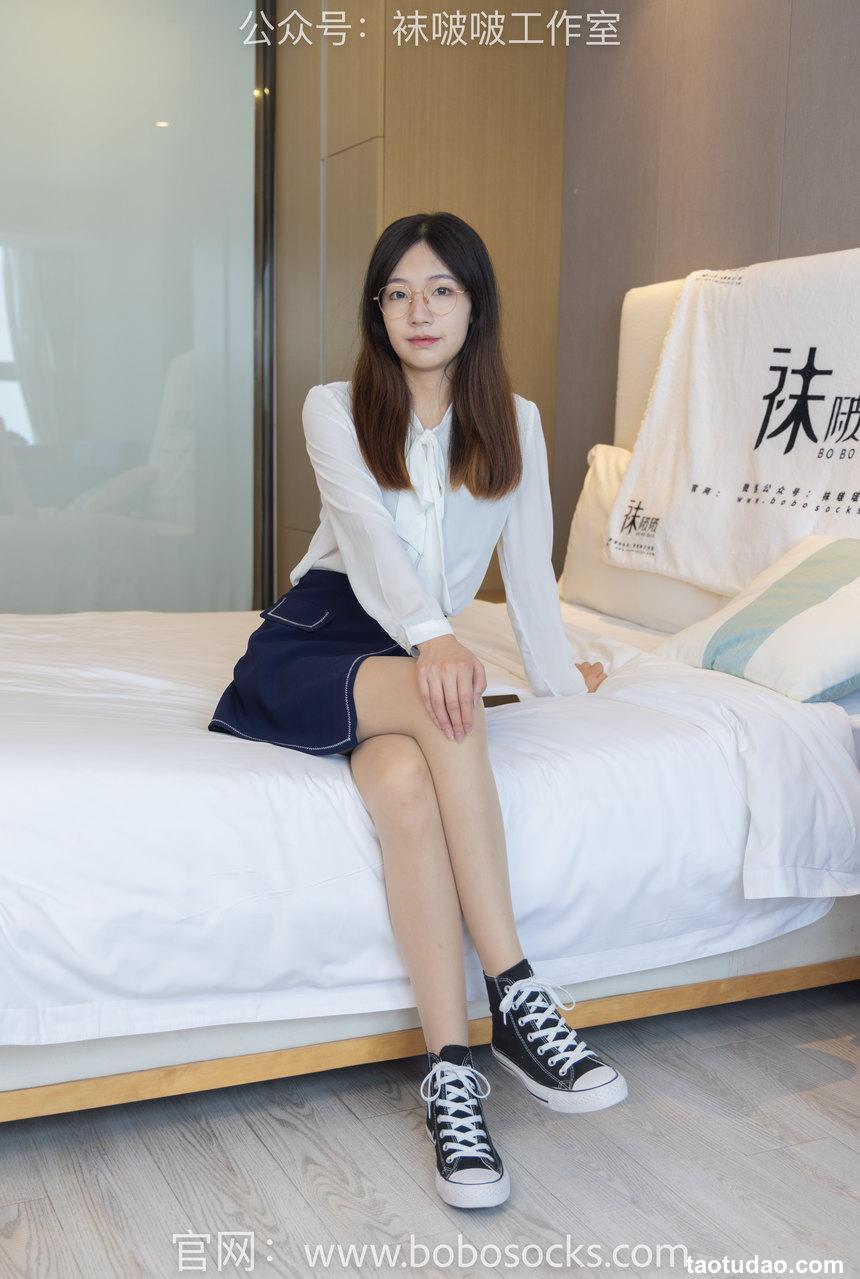 [BoBoSocks袜啵啵]NO.114 小甜豆-高跟鞋、帆布鞋、肉丝、厚黑丝[175P+1V／7.51GB]