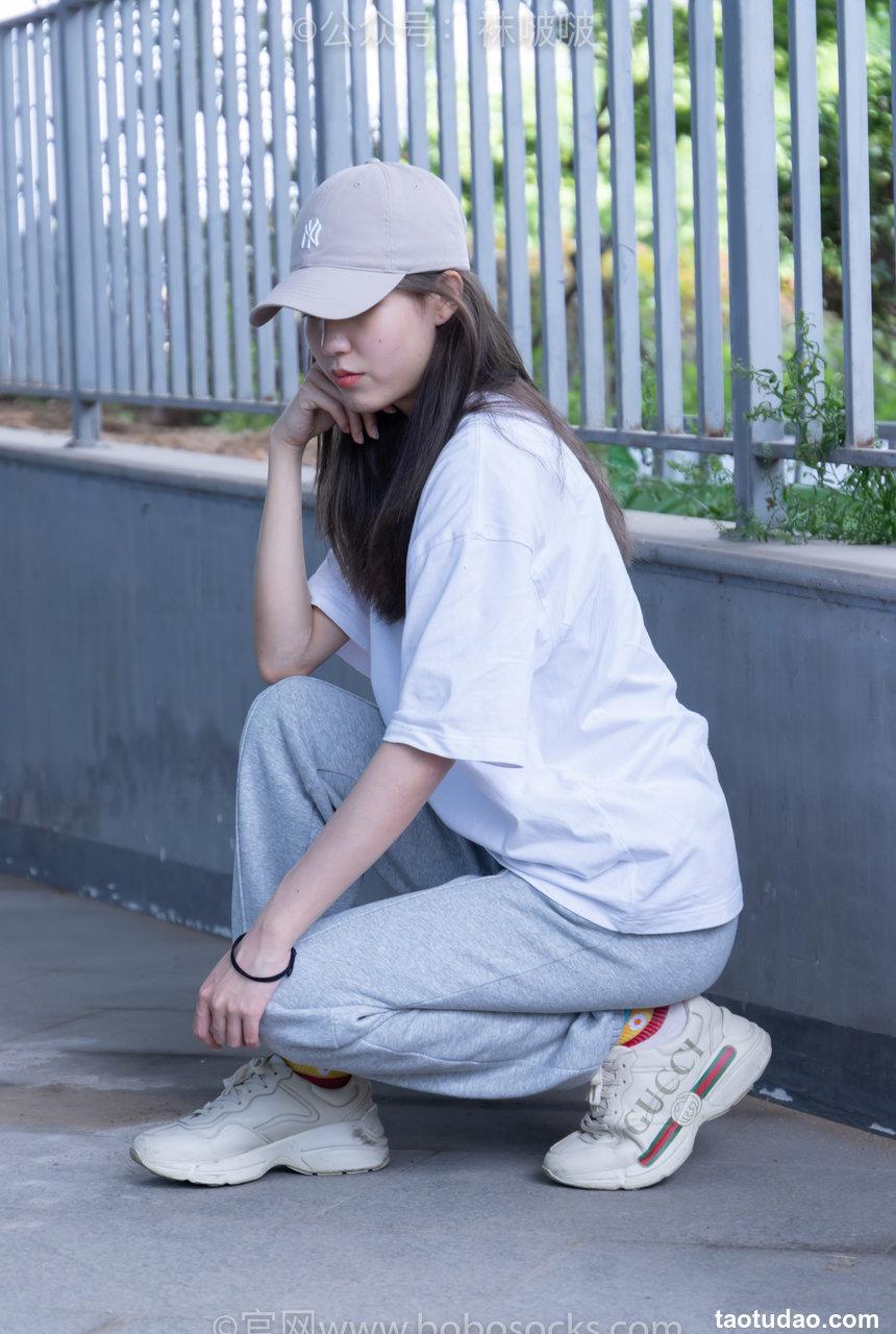 [BoBoSocks袜啵啵]NO.012 泡芙-运动鞋、白棉袜、裸足[132P+1V／3.64GB]