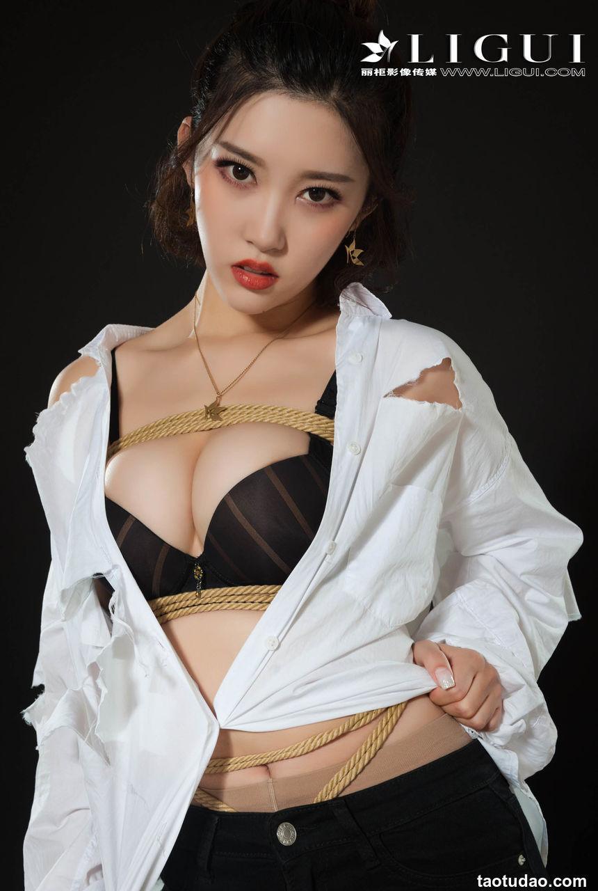 [Ligui丽柜] 2018.11.09 Model 筱筱 [91+1P/36.3M]