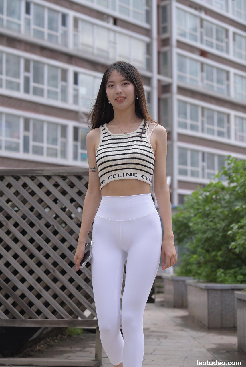 都市丽人远方来的小姐姐【套图+视频-22.6G】