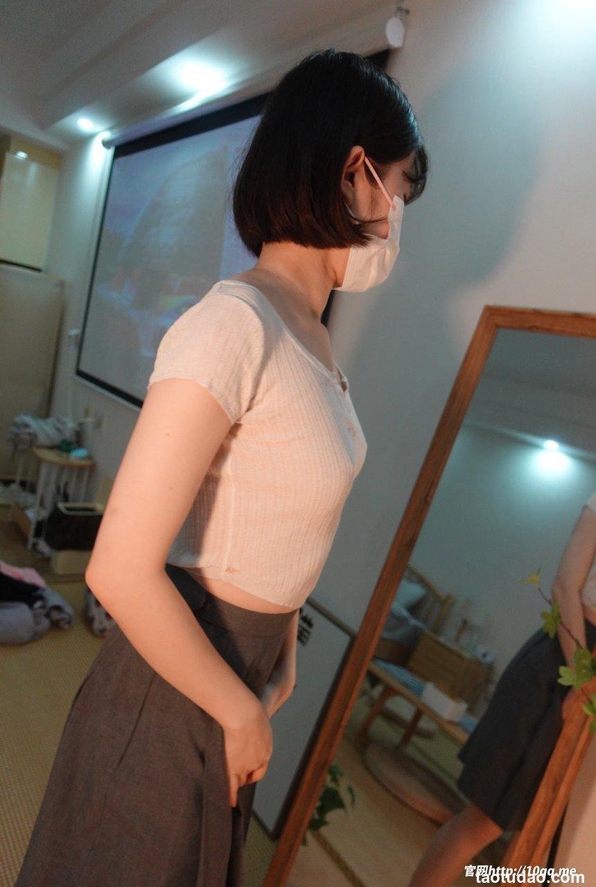 [ROSI写真]口罩系列 2021.11.30 NO.1997[65+1P／130MB]