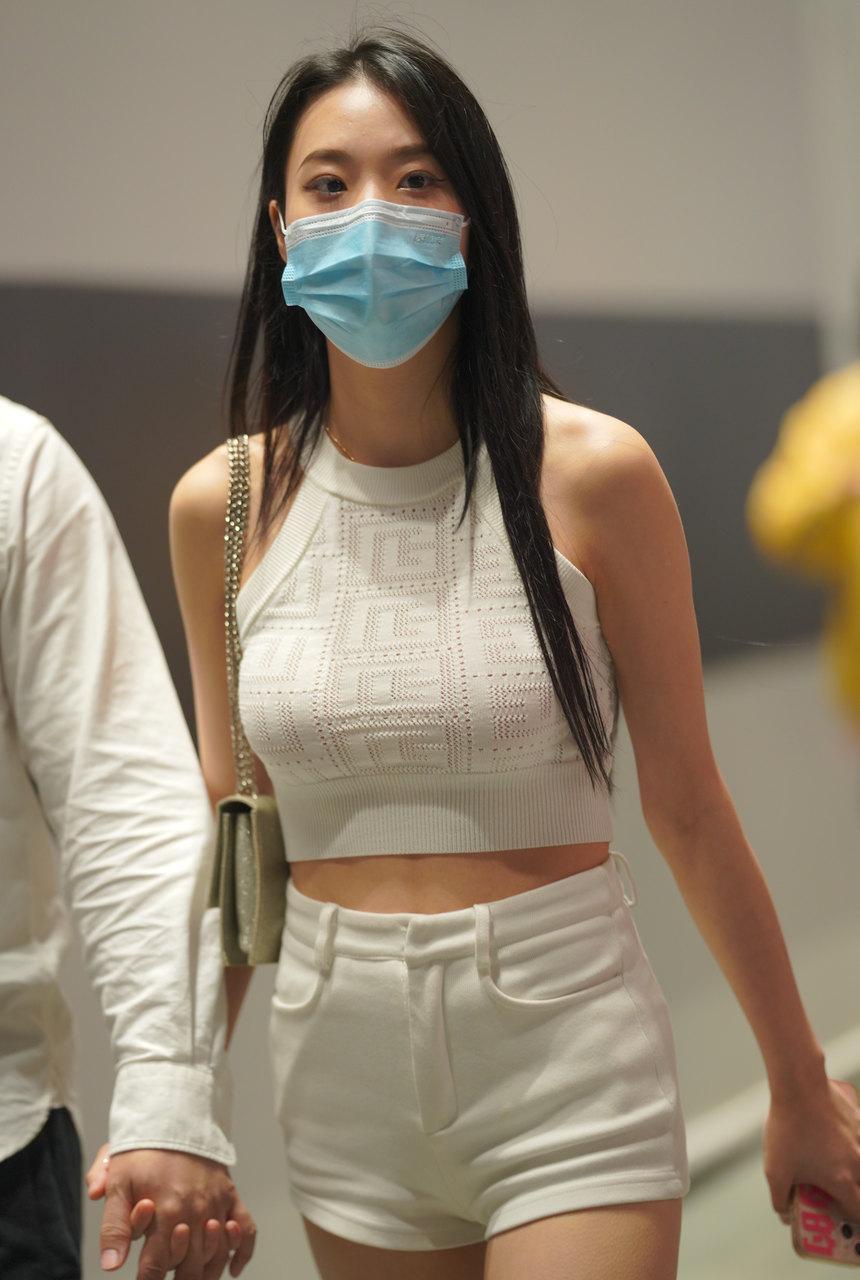 都市丽人立体镂空针织背心吊带气质美女 [211-2.53G]