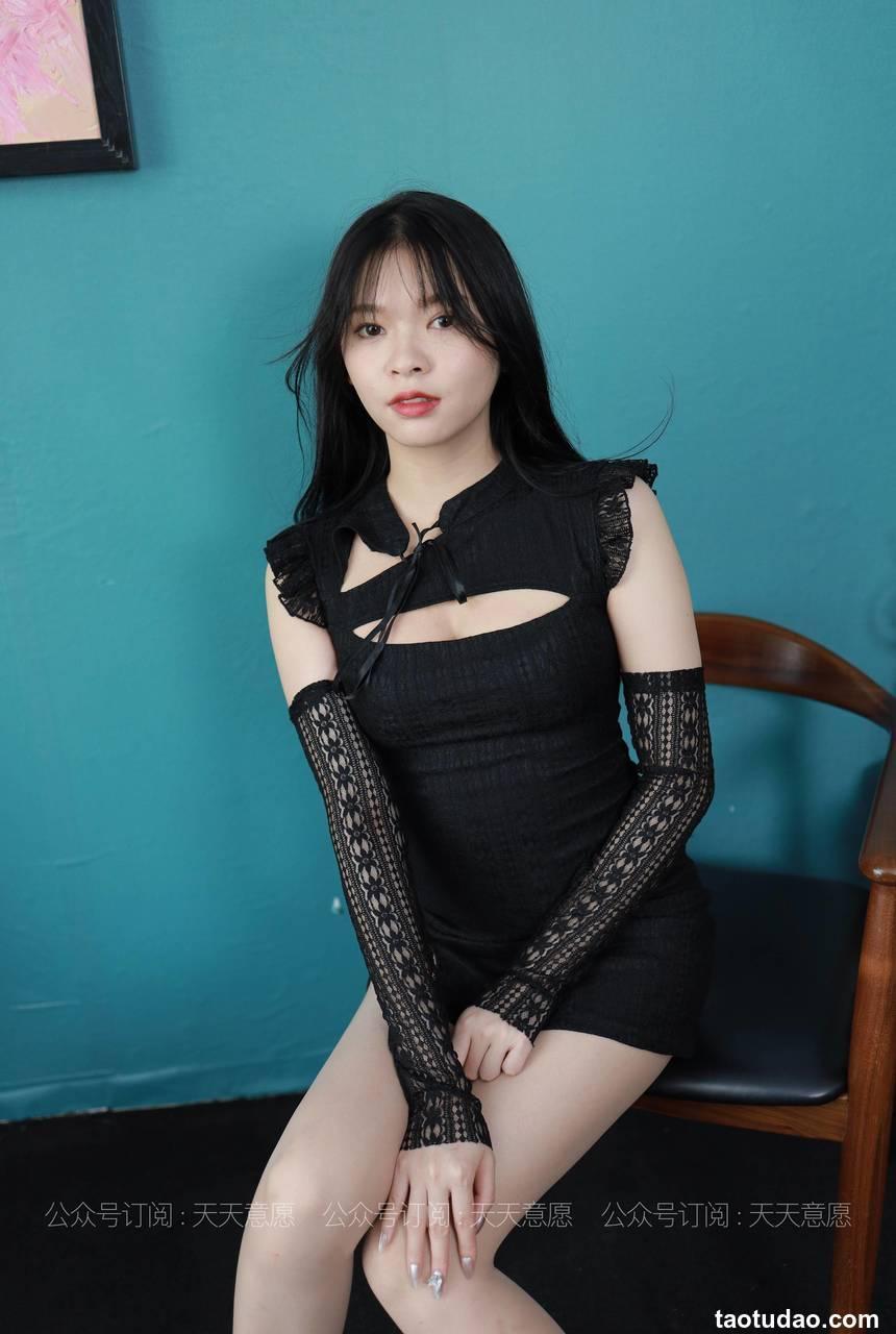 [IESS异思趣向] 2021.08.05 丝享家880：小七《甜辣女孩》[94P／78.6MB]